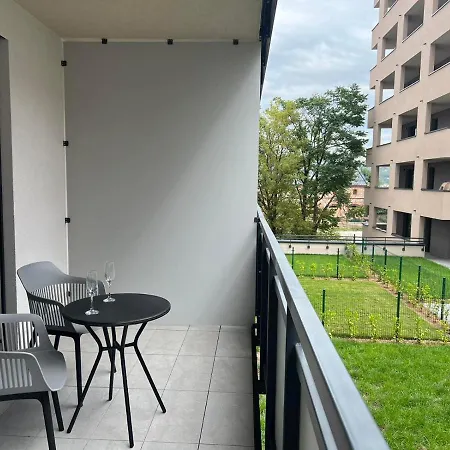 Apartamento Al-park S Private Garage Parking Free, 5 Min Pešo Do Centra